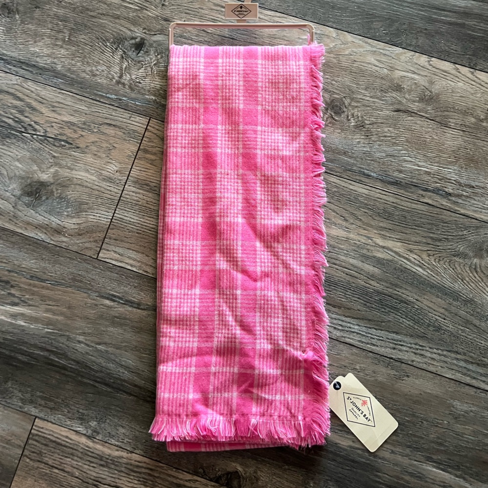 NWT - St John's Bay fashion scarf